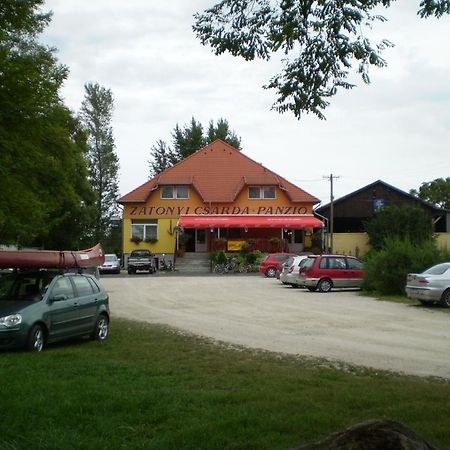 Zatonyi Csarda Panzio Bed and Breakfast Dunasziget Buitenkant foto
