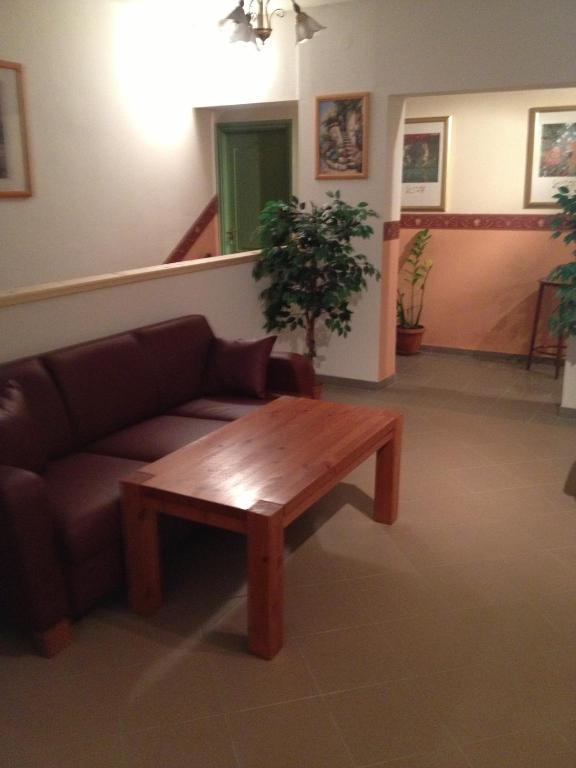 Zatonyi Csarda Panzio Bed and Breakfast Dunasziget Buitenkant foto